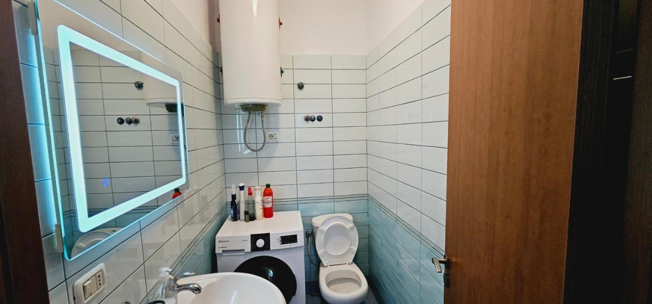 New Bazaar Side Bliss 2 Bed Room Apt With Free Garage Тирана Экстерьер фото