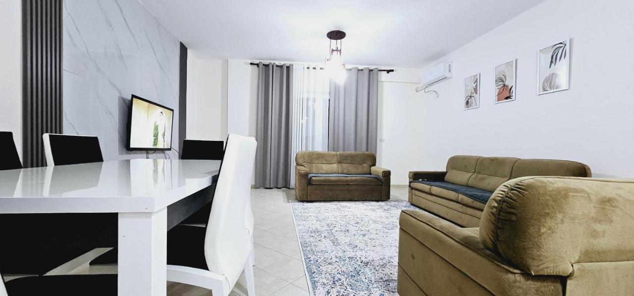 New Bazaar Side Bliss 2 Bed Room Apt With Free Garage Тирана Экстерьер фото